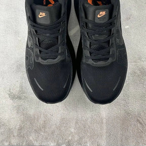 Vomero Premium Preto/Laranja