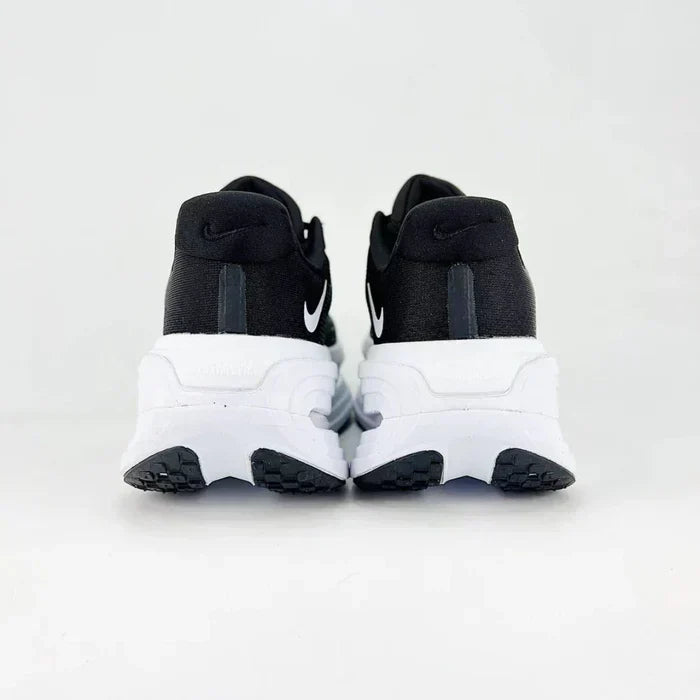Vomero Premium Preto/Branco